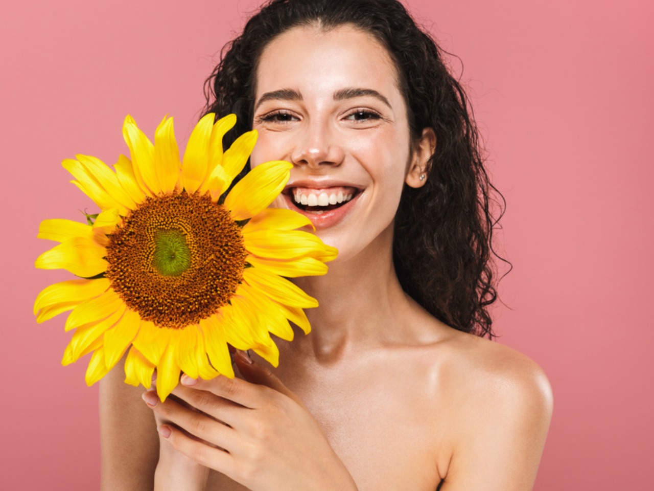 Kaya Manfaat, Ini 5 Rekomendasi Produk Skin Care dengan Kandungan Sunflower Seed Oil yang Dapat