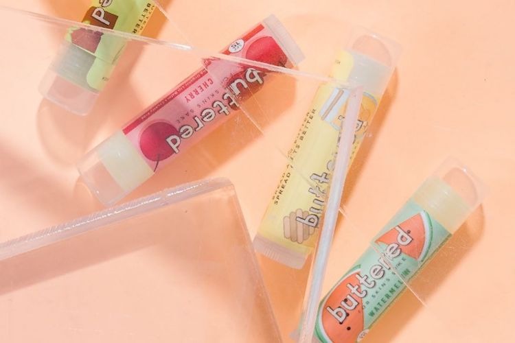 Mulai dari Mengandung SPF hingga Memiliki Kemasan Cantik, Berikut 5